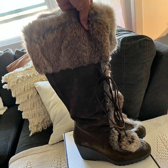COACH Beige Karita Rabbit Fur & Suede Boots Sz 9, Leather Lined, - Picture 5 of 14